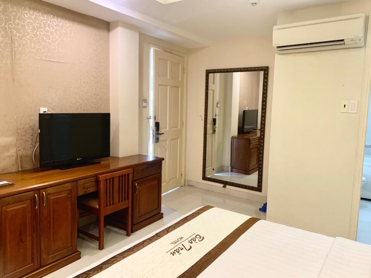 Bao Tran Hotel Ho Chi Minh City Exterior photo